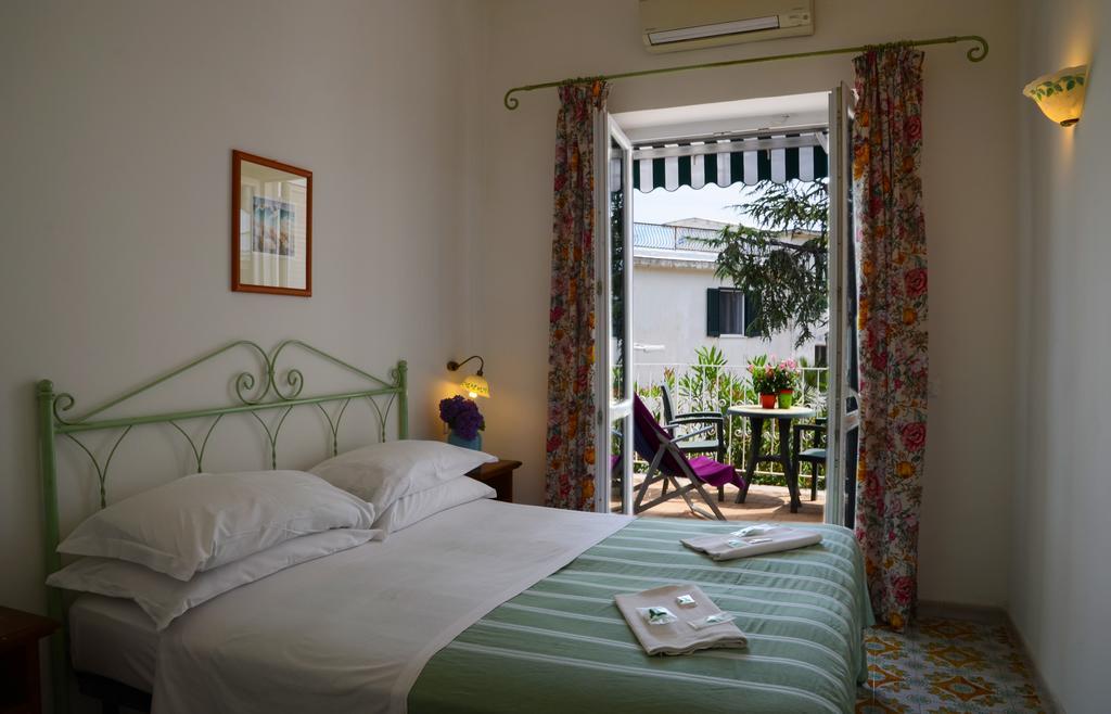 Hotel Europa Ischia Esterno foto