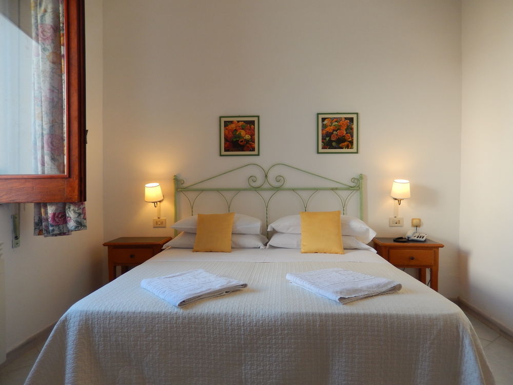 Hotel Europa Ischia Esterno foto