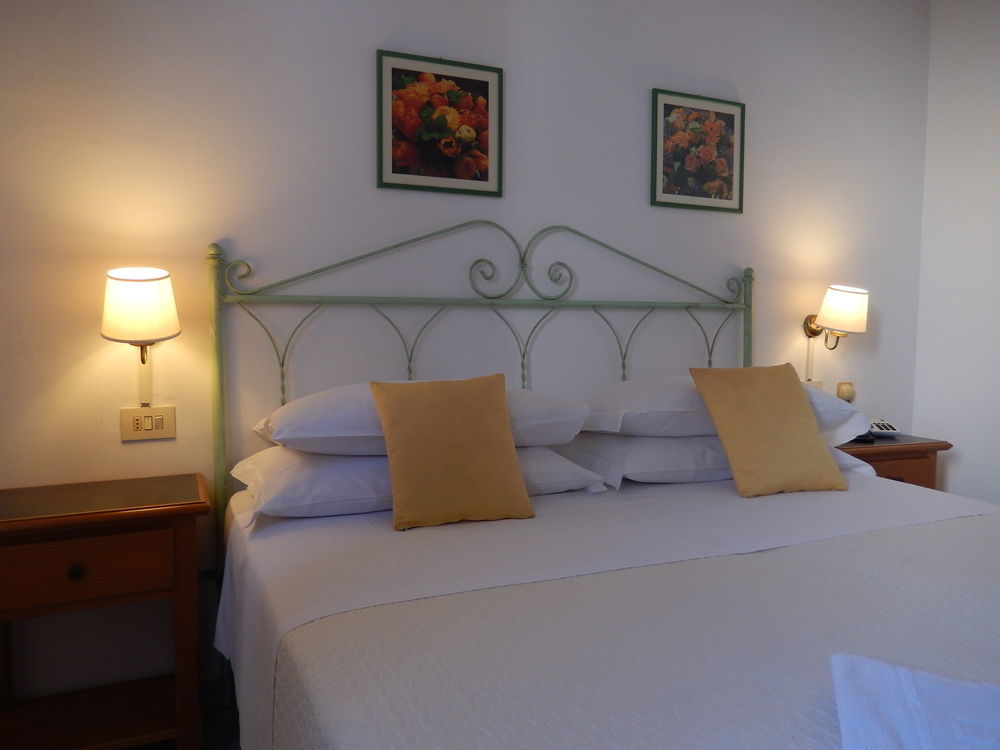 Hotel Europa Ischia Esterno foto