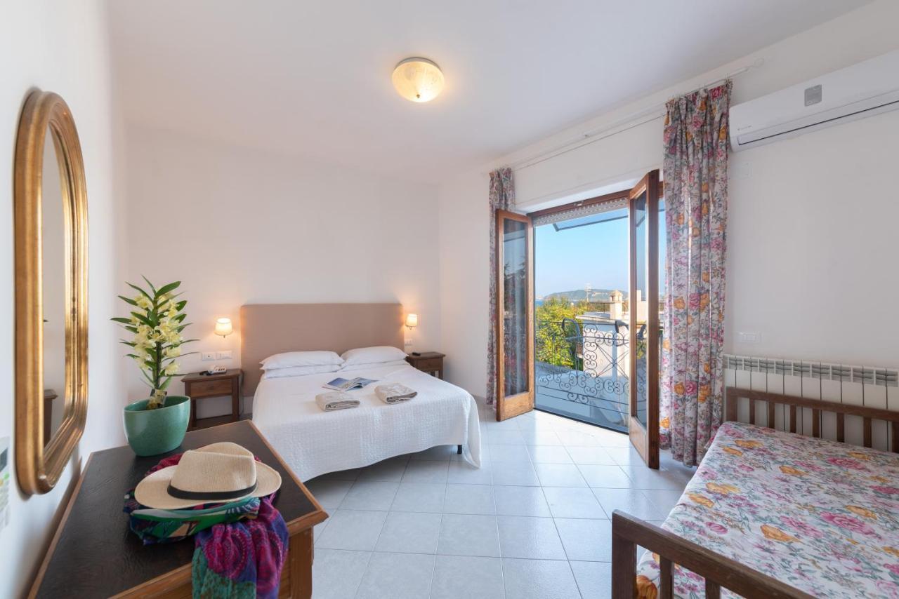 Hotel Europa Ischia Esterno foto