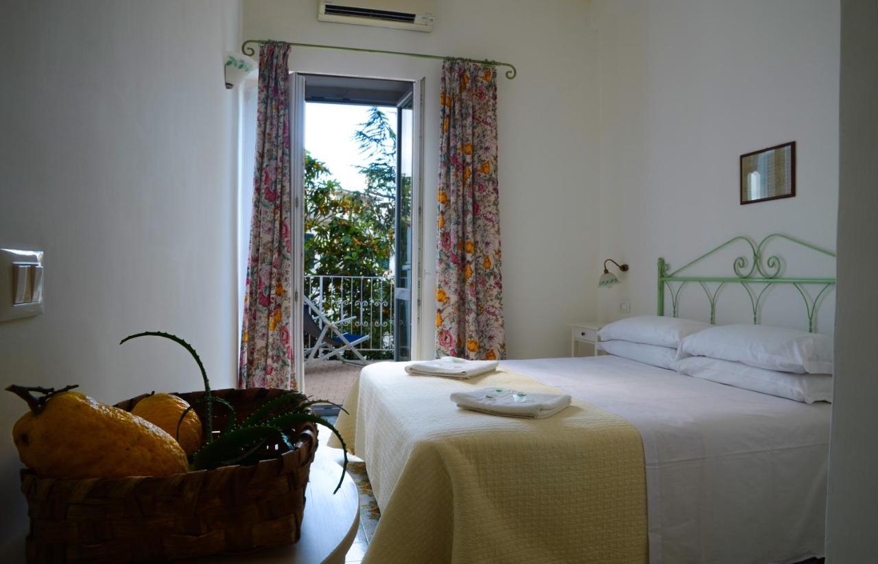 Hotel Europa Ischia Esterno foto